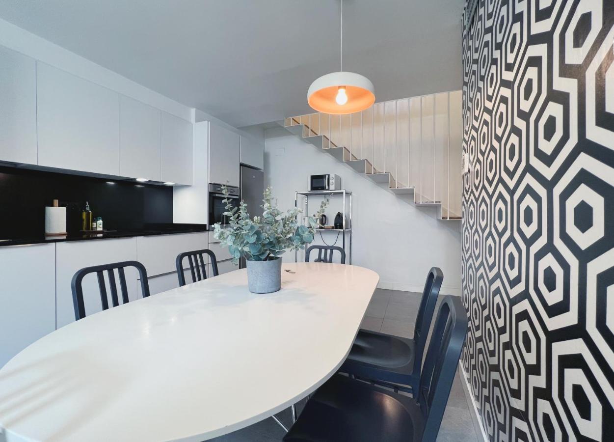 Stay U-Nique Apartments Pellaires Barcelona Zewnętrze zdjęcie