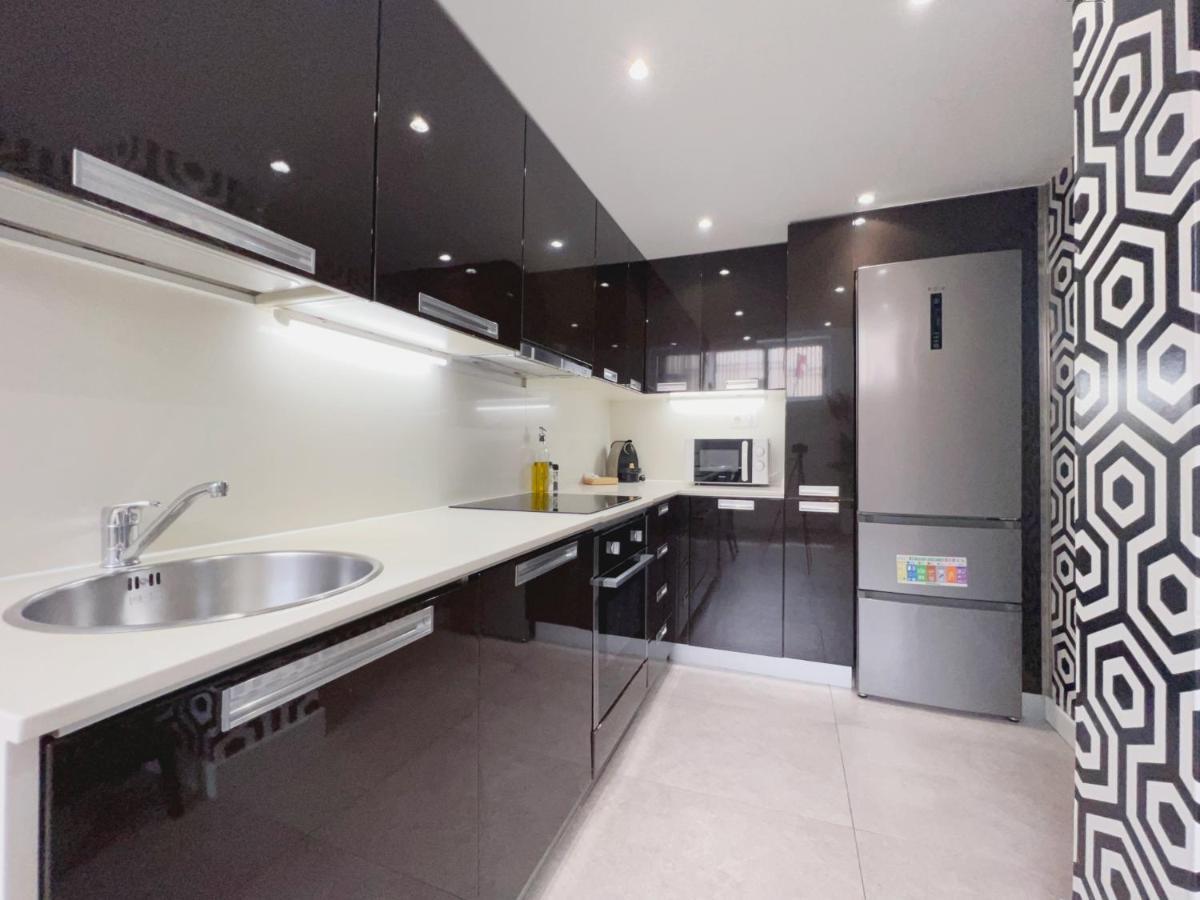 Stay U-Nique Apartments Pellaires Barcelona Zewnętrze zdjęcie