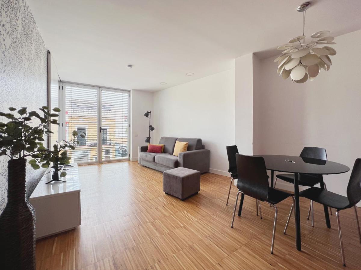 Stay U-Nique Apartments Pellaires Barcelona Zewnętrze zdjęcie