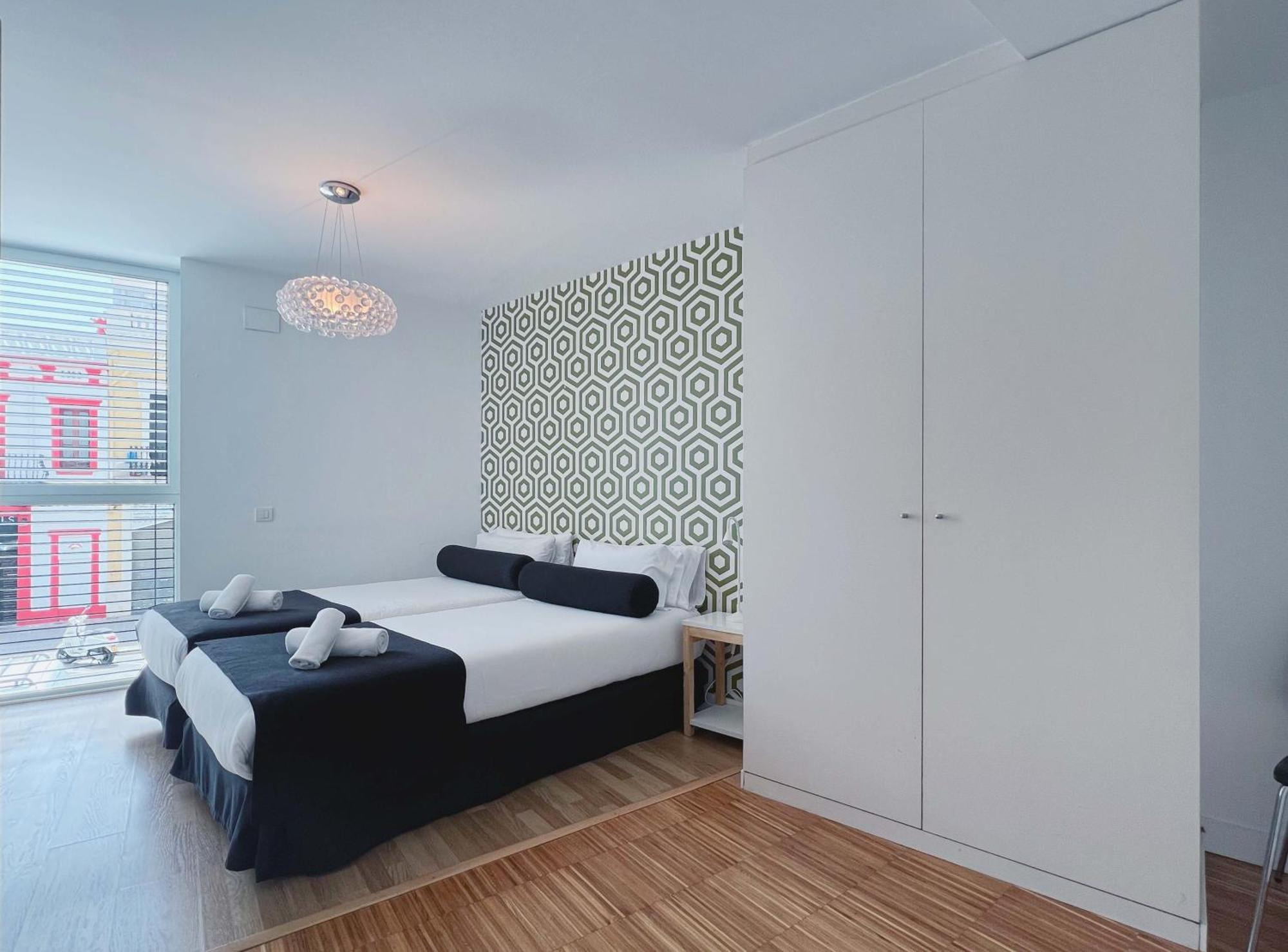 Stay U-Nique Apartments Pellaires Barcelona Zewnętrze zdjęcie