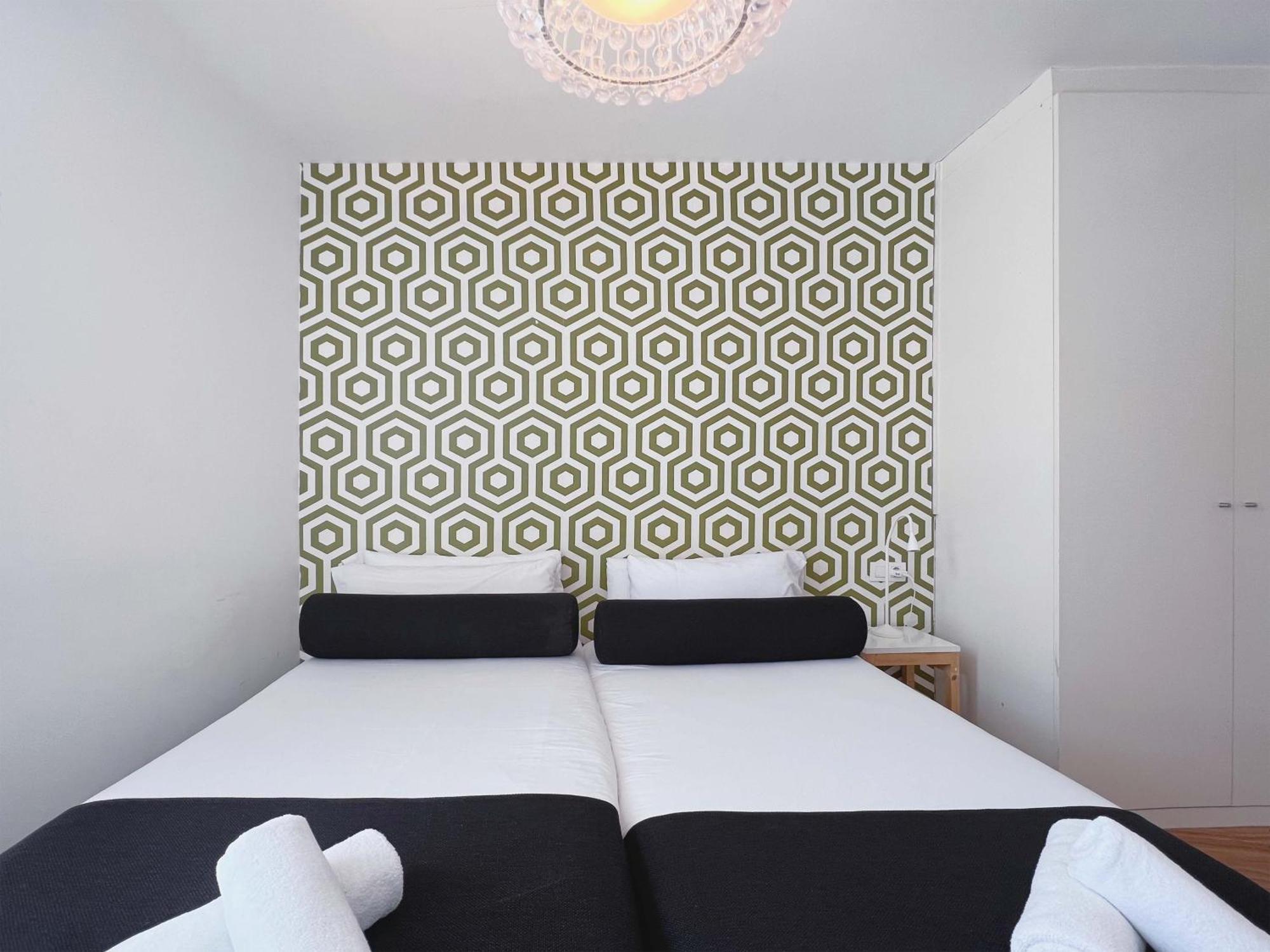 Stay U-Nique Apartments Pellaires Barcelona Zewnętrze zdjęcie